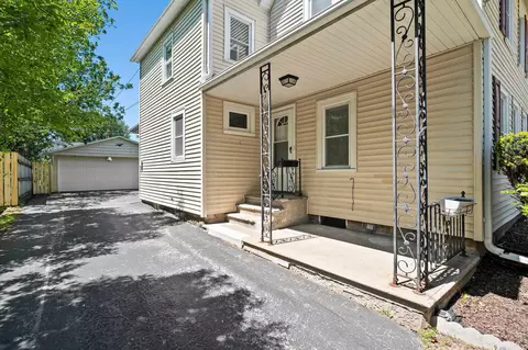 Exterior - 719 N Fair St, Appleton, WI 54911 photo 7 of 12