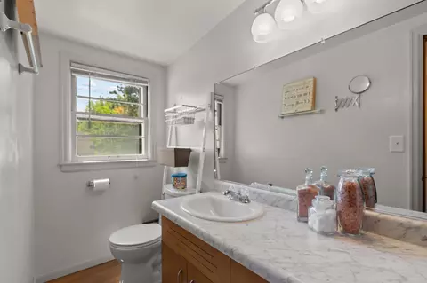 Bath - 731 E Fremont St, Appleton, WI 54915 photo 4 of 4