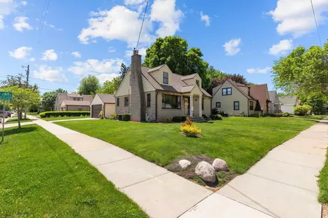 Exterior - 731 E Fremont St, Appleton, WI 54915 photo 19 of 21