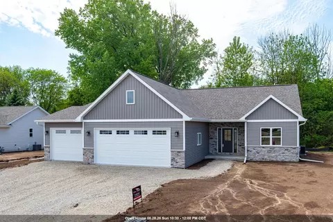 N3933 Wettering Way, Freedom, WI 54130