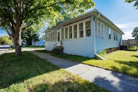 99 N Bell St, Fond Du Lac, WI 54935