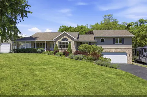 w134 County Road Uu, Kaukauna, WI 54130