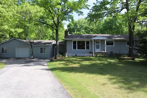 w2585 County Road B, Marinette, WI 54143