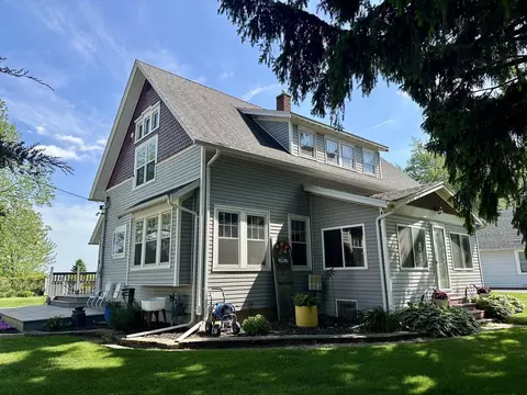 6717 State Road 44, Pickett, WI 54964