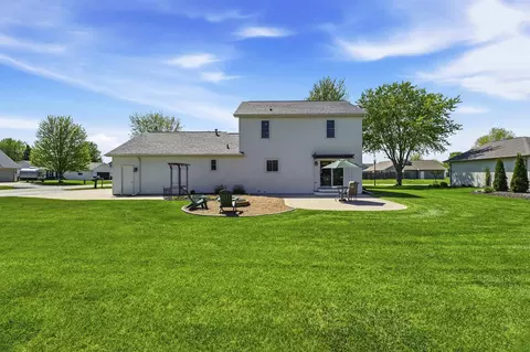 Exterior - n124 Barberry Lane, Appleton, WI 54915 photo 4 of 10