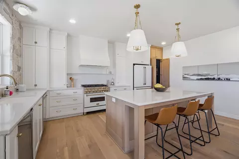 Kitchen - n9250 Cassandra Way, Appleton, WI 54915 photo 2 of 5