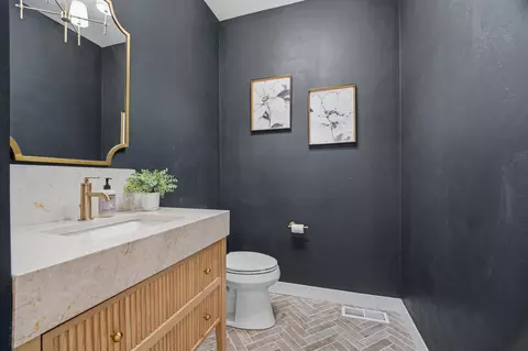 Bath - n9250 Cassandra Way, Appleton, WI 54915 photo 1 of 7
