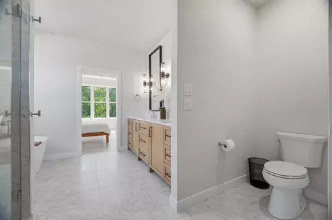 Bath - n9250 Cassandra Way, Appleton, WI 54915 photo 4 of 7