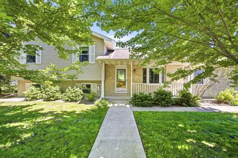 271 Southview Rd, Fond Du Lac, WI 54935