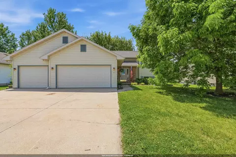 45 Jacob Ave, Oshkosh, WI 54902