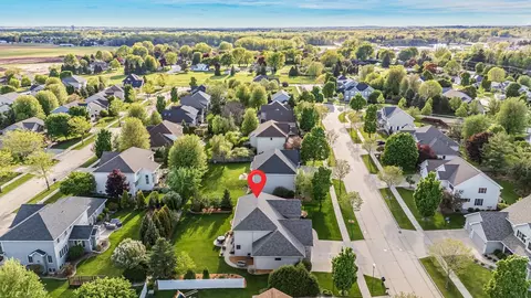 View/Area - 309 E Stratford Ln, Appleton, WI 54913 photo 9 of 21