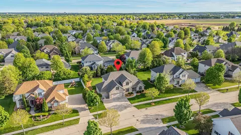 View/Area - 309 E Stratford Ln, Appleton, WI 54913 photo 5 of 21
