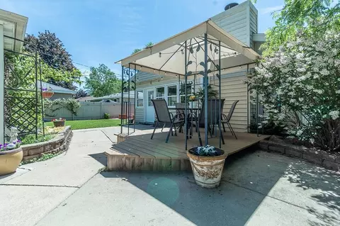 Exterior - 200 E Pershing St, Appleton, WI 54911 photo 15 of 17