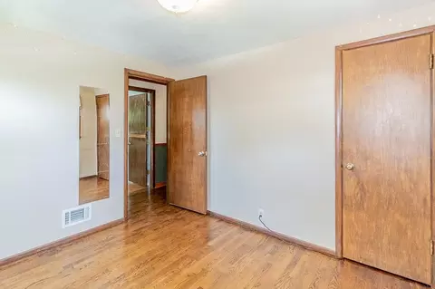 Bedroom - 200 E Pershing St, Appleton, WI 54911 photo 9 of 12