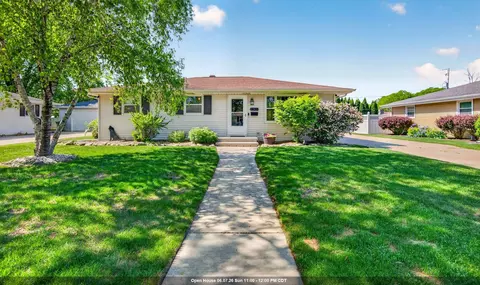 1438 W Kimberly Ave, Kimberly, WI 54136