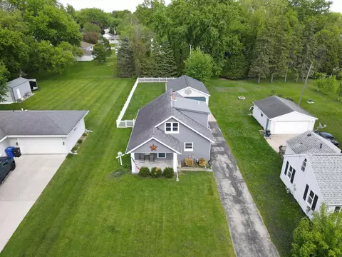View/Area - 1420 N Owaissa St, Appleton, WI 54911 photo 3 of 3