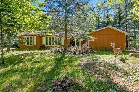 n6814 Springbrook Road, Cecil, WI 54111