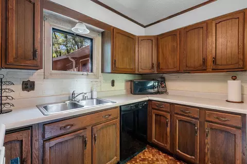 Kitchen - n6814 Springbrook Road, Cecil, WI 54111 photo 4 of 5