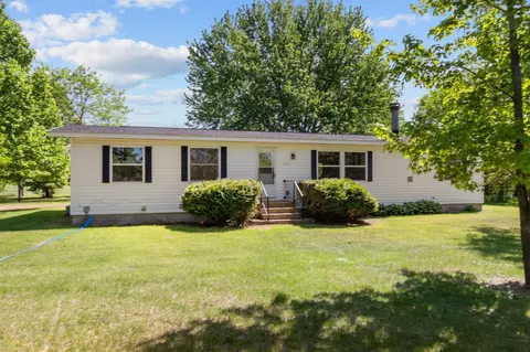 5753 Shady Dr, Plover, WI 54467