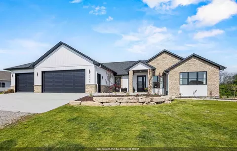 5752 N Sequoia Dr, Appleton, WI 54913