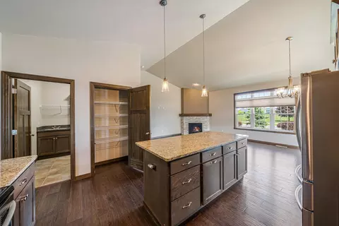 Kitchen - 3758 N Wayside Ln, Appleton, WI 54913 photo 7 of 7
