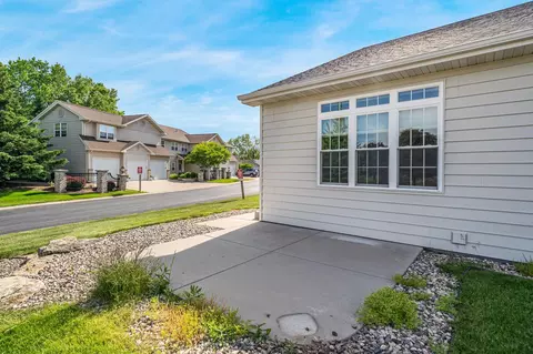 Exterior - 3758 N Wayside Ln, Appleton, WI 54913 photo 7 of 9