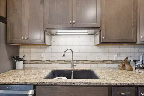 Kitchen - 3758 N Wayside Ln, Appleton, WI 54913 photo 4 of 7