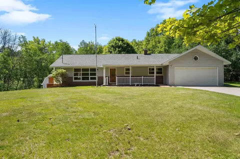 1135 Hill Dr, Oneida, WI 54155
