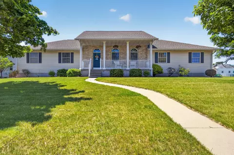 2505 19th St, Menominee, MI 49858