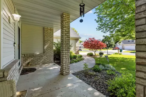 Exterior - 3497 Rosenberry Ct, Appleton, WI 54914 photo 2 of 8