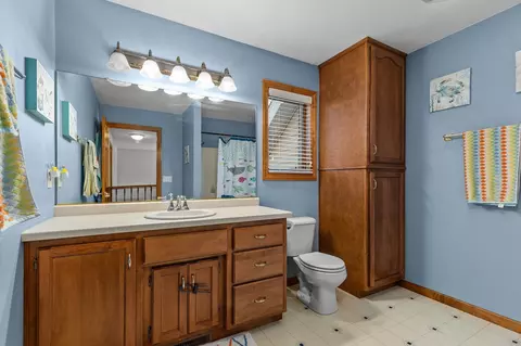 Bath - 3497 Rosenberry Ct, Appleton, WI 54914 photo 4 of 5