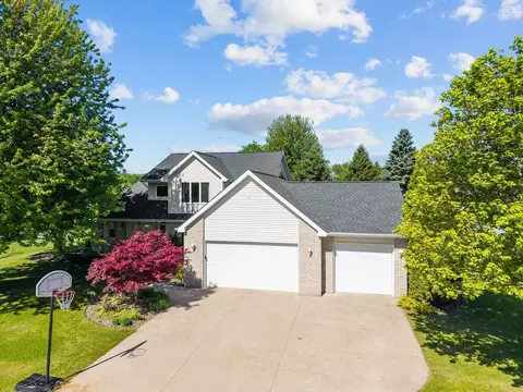 3497 Rosenberry Ct, Appleton, WI 54914