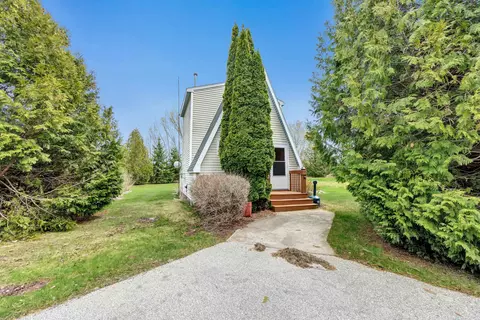 3623 Zirbel Rd, Sturgeon Bay, WI 54235
