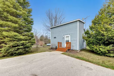 3619 Zirbel Rd, Sturgeon Bay, WI 54235