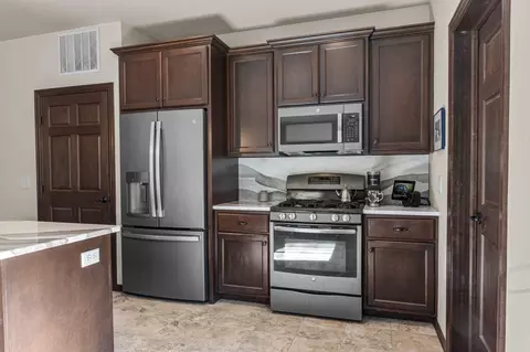 Kitchen - 1074 W Willis Way, Appleton, WI 54913 photo 2 of 5