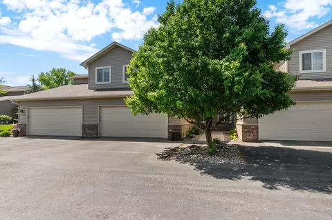 Exterior - 1074 W Willis Way, Appleton, WI 54913 photo 2 of 9