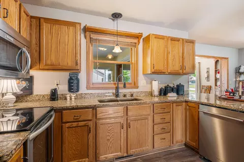 Kitchen - w6108 Long Court, Appleton, WI 54914 photo 3 of 4