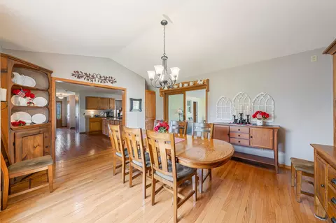 Dining - w6108 Long Court, Appleton, WI 54914 photo 2 of 5