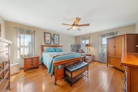Bedroom - w6108 Long Court, Appleton, WI 54914 photo 1 of 3