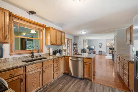 Kitchen - w6108 Long Court, Appleton, WI 54914 photo 2 of 4