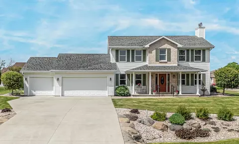 w6108 Long Court, Appleton, WI 54914