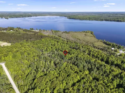 white buck lane, Crivitz, WI 54114