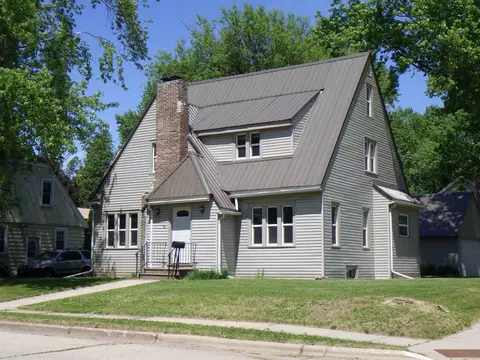 50 Pearl St, Clintonville, WI 54929