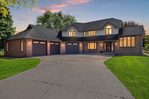1009 Brill Rd, Kaukauna, WI 54130