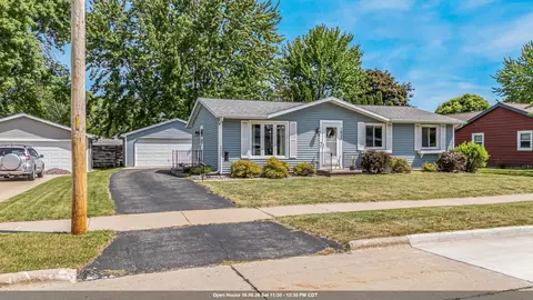 1605 Thornton Dr, Oshkosh, WI 54904