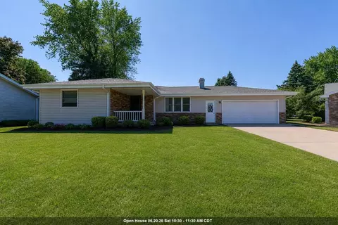 2149 N Connies Ct, Appleton, WI 54914