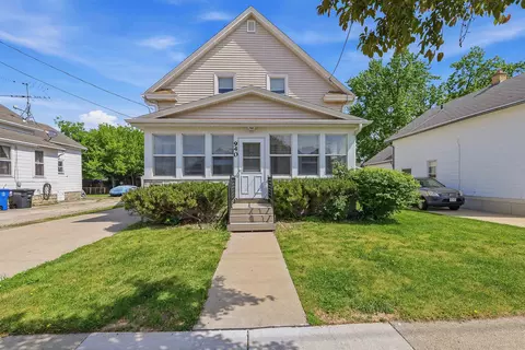 940 W 6th Ave, Oshkosh, WI 54902