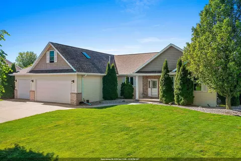 n2283 Cornhusk Drive, Greenville, WI 54942
