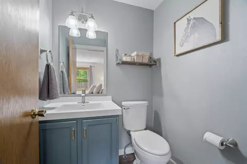 Bath - 1917 E Glendale Ave, Appleton, WI 54911 photo 1 of 2