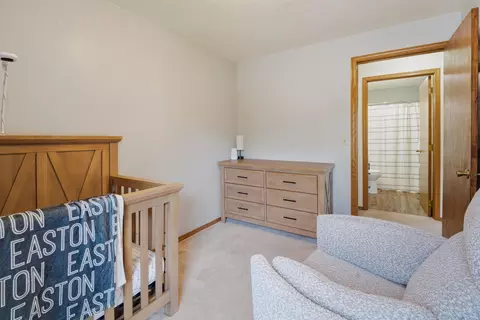 Bedroom - 1917 E Glendale Ave, Appleton, WI 54911 photo 5 of 7